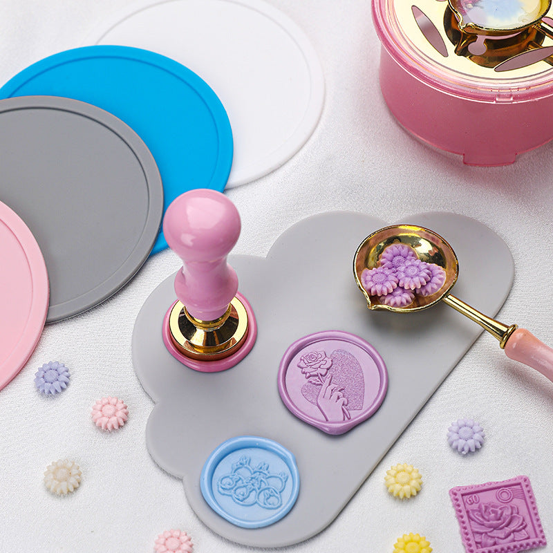 ART EMBOSS Cloud Round Minimalist Silicone Stamp Mat