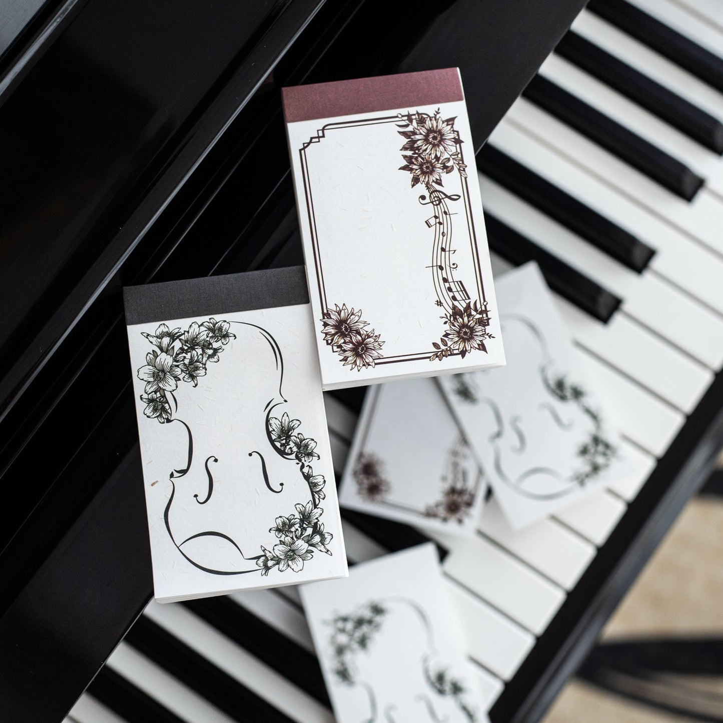 ART EMBOSS Garden Symphony Notepad Set – Floral Memo Paper (30 Pieces)